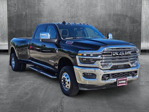 2025 RAM 3500 Laramie Crew Cab 4x4 8' Box