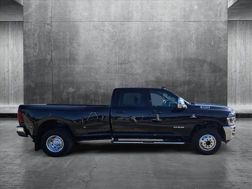 2025 RAM 3500 Laramie Crew Cab 4x4 8' Box