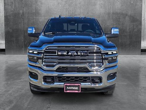 2025 RAM 3500 Laramie Crew Cab 4x4 8' Box