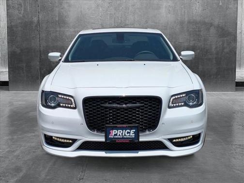 2023 Chrysler 300 Touring