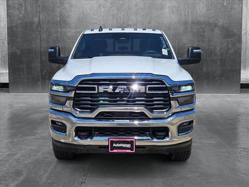 2025 RAM 2500 Tradesman Crew Cab 4x4 6'4' Box