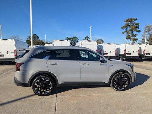 2025 Kia Sorento EX