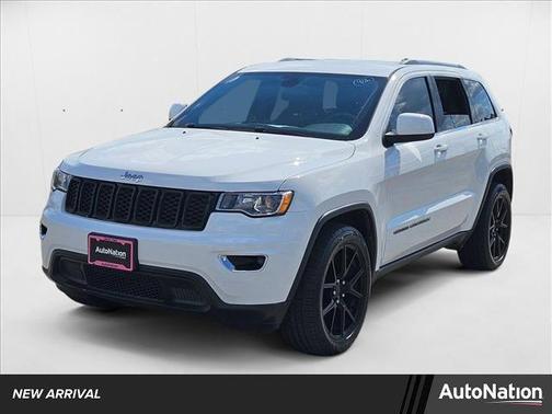 2020 Jeep Grand Cherokee Laredo