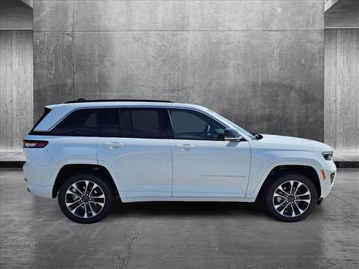 2025 Jeep Grand Cherokee Overland