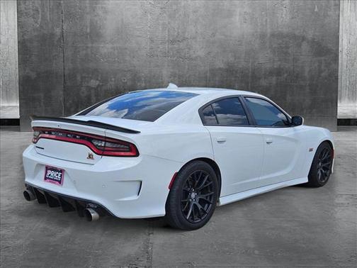 2017 Dodge Charger R/T Scat Pack
