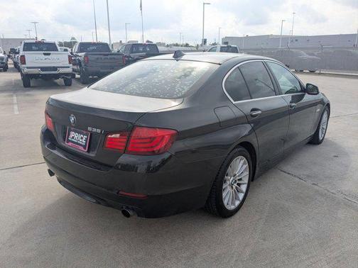 Space Gray Metallic 2011 BMW 535 535i