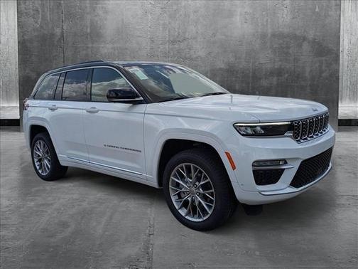 2025 Jeep Grand Cherokee Summit