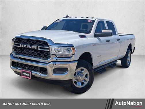 2022 RAM 2500 Tradesman Crew Cab 4x4 8' Box