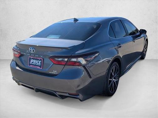 2024 Toyota Camry Hybrid SE