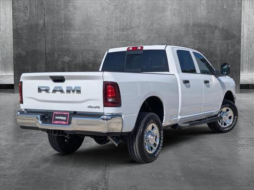 2025 RAM 2500 Tradesman Crew Cab 4x4 6'4' Box