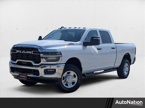 2025 RAM 2500 Tradesman Crew Cab 4x4 6'4' Box