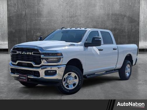 2025 RAM 2500 Tradesman Crew Cab 4x4 6'4' Box