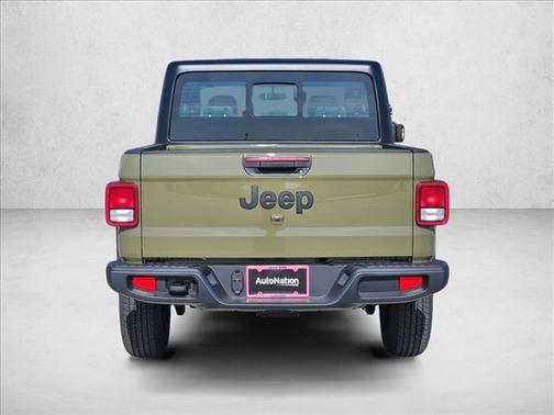 2026 Jeep Gladiator Sport