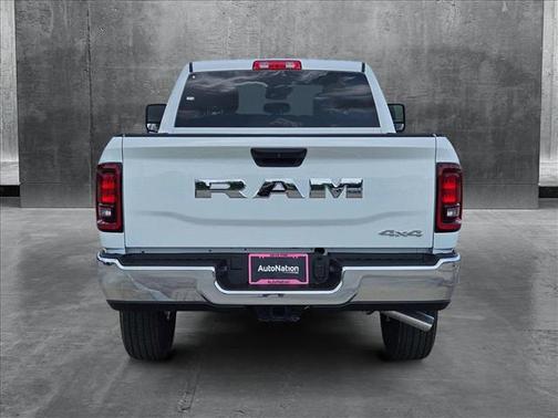 2025 RAM 2500 Lone Star Crew Cab 4x4 6'4' Box