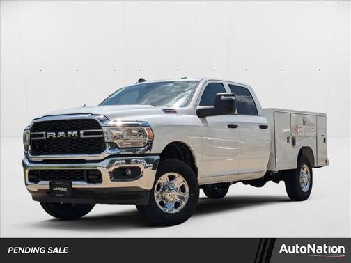 2024 RAM 3500 Tradesman Crew Cab 4x4 8' Box
