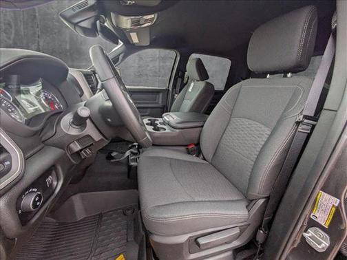 2025 RAM 2500 Tradesman Crew Cab 4x4 6'4' Box