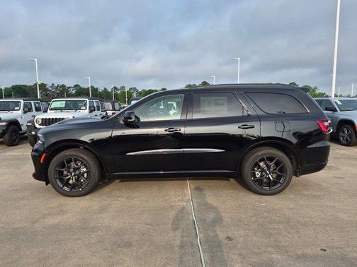 DB Black Clearcoat 2026 Dodge Durango GT Plus