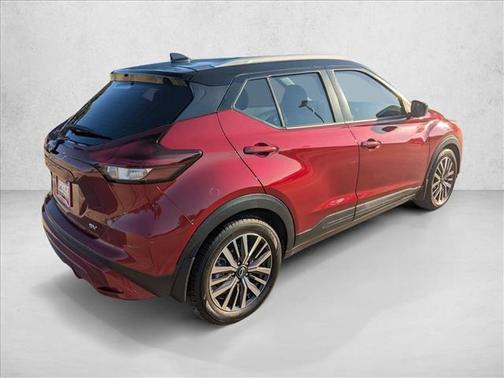 2022 Nissan Kicks SV