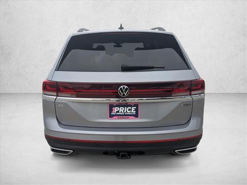 Silver 2025 Volkswagen Atlas 2.0T SE w/Technology 4MOTION