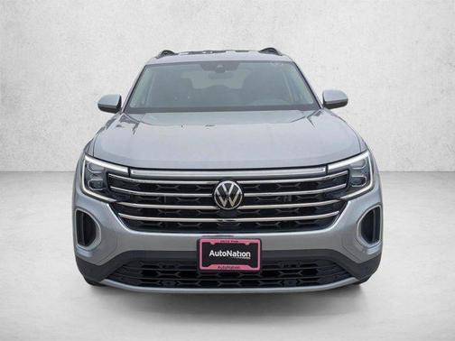 Silver 2025 Volkswagen Atlas 2.0T SE w/Technology 4MOTION