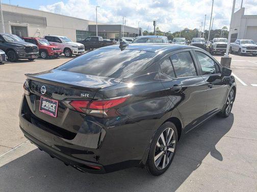 Super Black 2021 Nissan Versa 1.6 S