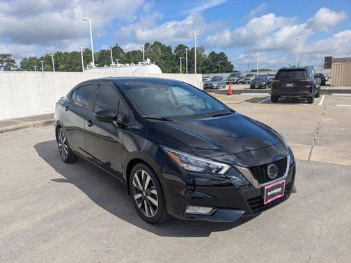 Super Black 2021 Nissan Versa 1.6 S