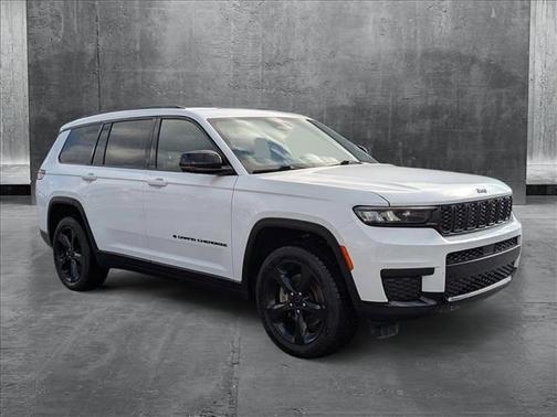 2023 Jeep Grand Cherokee L Altitude