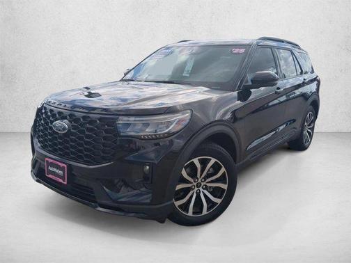 Agate Black Metallic 2025 Ford Explorer ST-Line