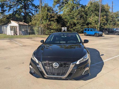 2019 Nissan Altima 2.5 SR