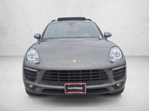 Volcano Grey Metallic 2018 Porsche Macan Macan
