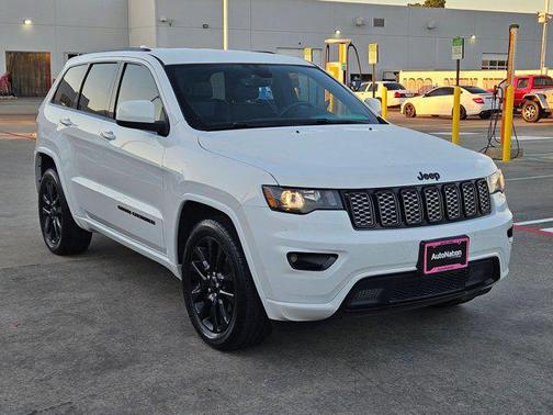 2018 Jeep Grand Cherokee Altitude