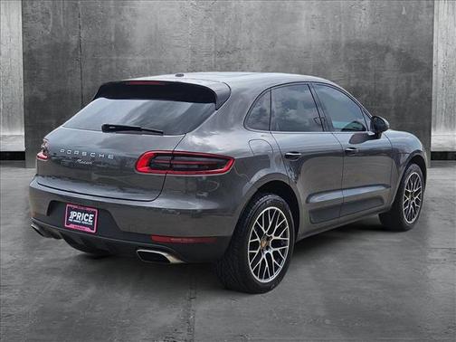2018 Porsche Macan Base