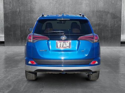 2016 Toyota RAV4 SE