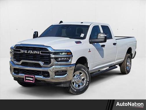 2025 RAM 2500 Tradesman Crew Cab 4x4 8' Box