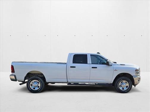 2025 RAM 2500 Tradesman Crew Cab 4x4 8' Box