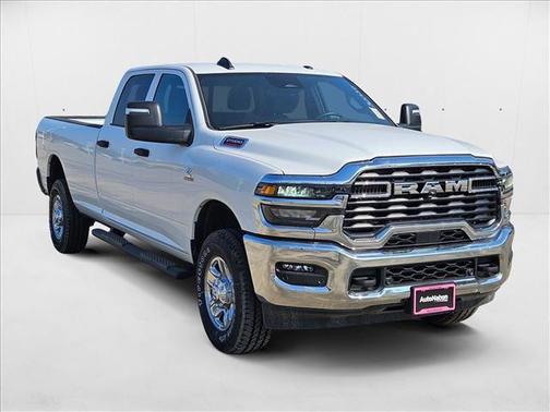 2025 RAM 2500 Tradesman Crew Cab 4x4 8' Box