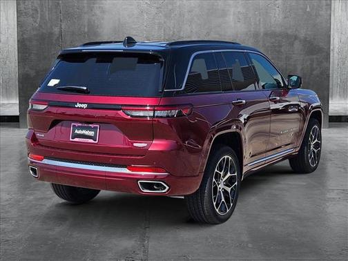 2025 Jeep Grand Cherokee Summit