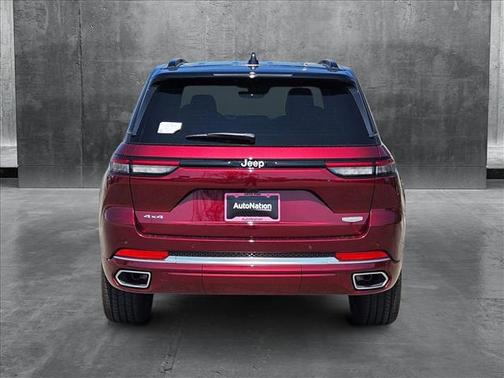2025 Jeep Grand Cherokee Summit
