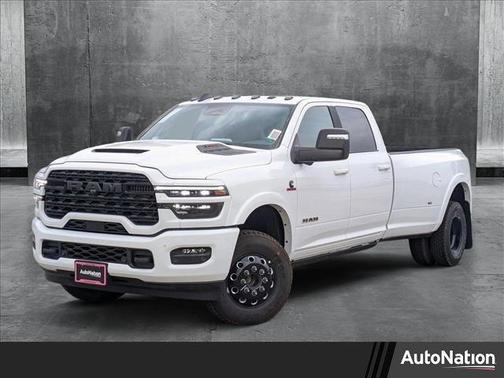 2025 RAM 3500 Limited Crew Cab 4x4 8' Box
