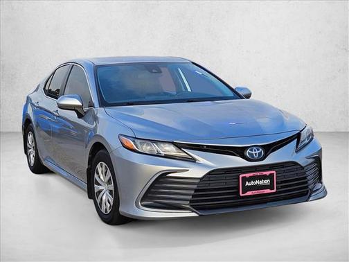 Celestial Silver Metallic 2022 Toyota Camry LE
