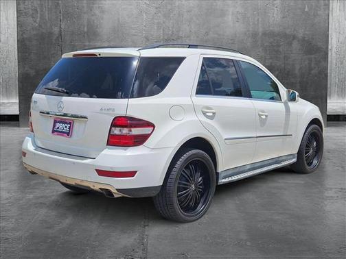 2011 Mercedes-Benz M-Class 4MATIC