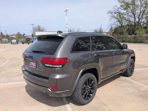 2020 Jeep Grand Cherokee Altitude