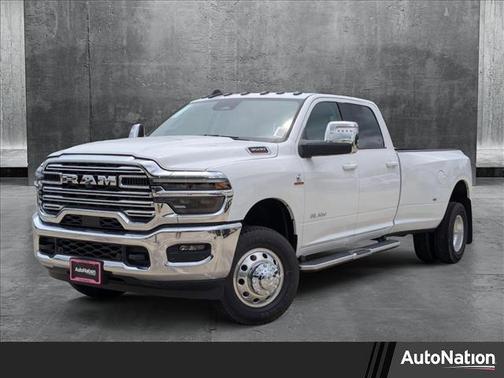 2025 RAM 3500 Laramie Crew Cab 4x4 8' Box