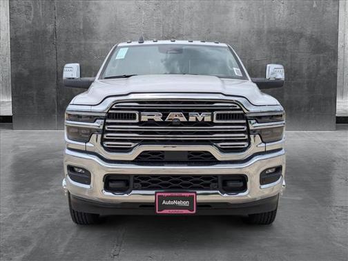 2025 RAM 3500 Laramie Crew Cab 4x4 8' Box