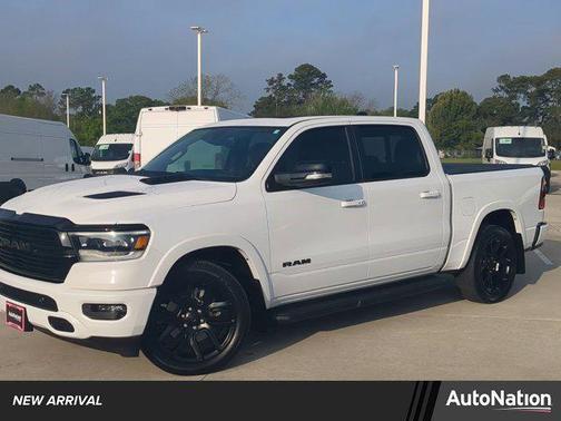 Bright White Clearcoat 2021 RAM 1500 Laramie