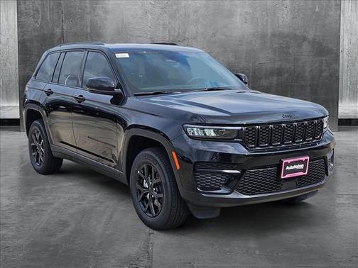 2025 Jeep Grand Cherokee Altitude