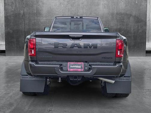 2025 RAM 3500 Laramie Crew Cab 4x4 8' Box