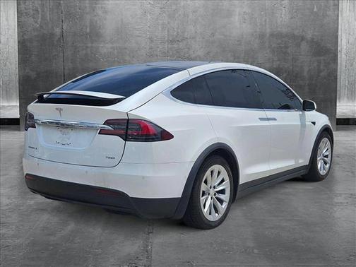 2017 Tesla Model X 75D