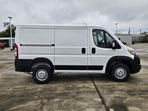 2025 RAM ProMaster 1500 Low Roof
