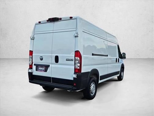 Bright White Clearcoat 2026 RAM ProMaster 2500 Tradesman
